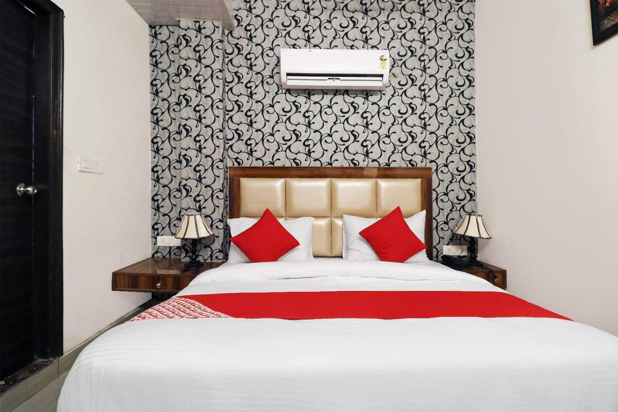 Hotel O Sangeet Faridabad Eksteriør billede