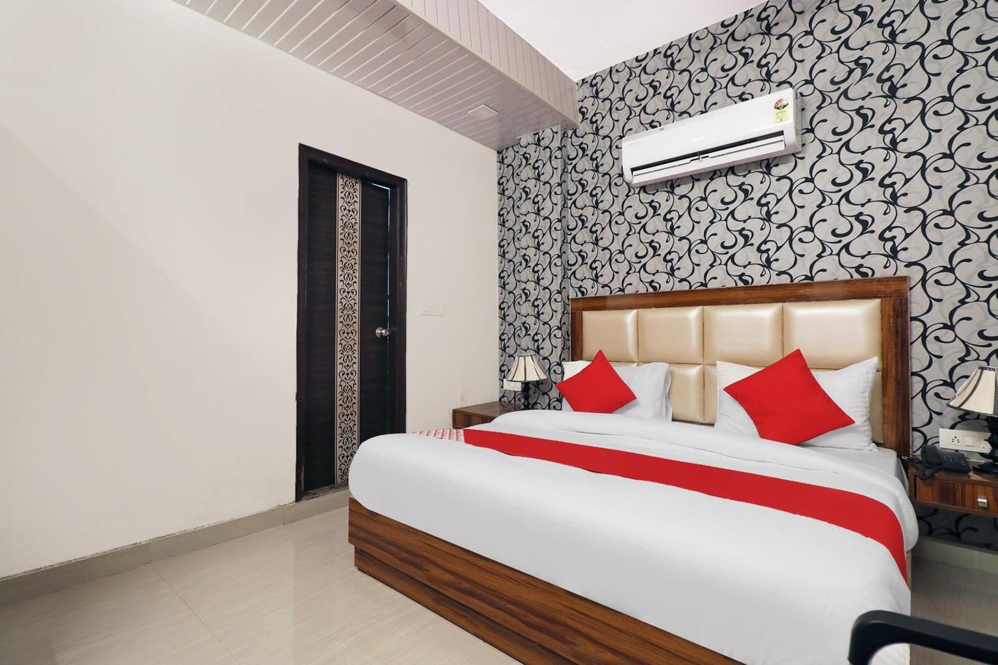 Hotel O Sangeet Faridabad Eksteriør billede